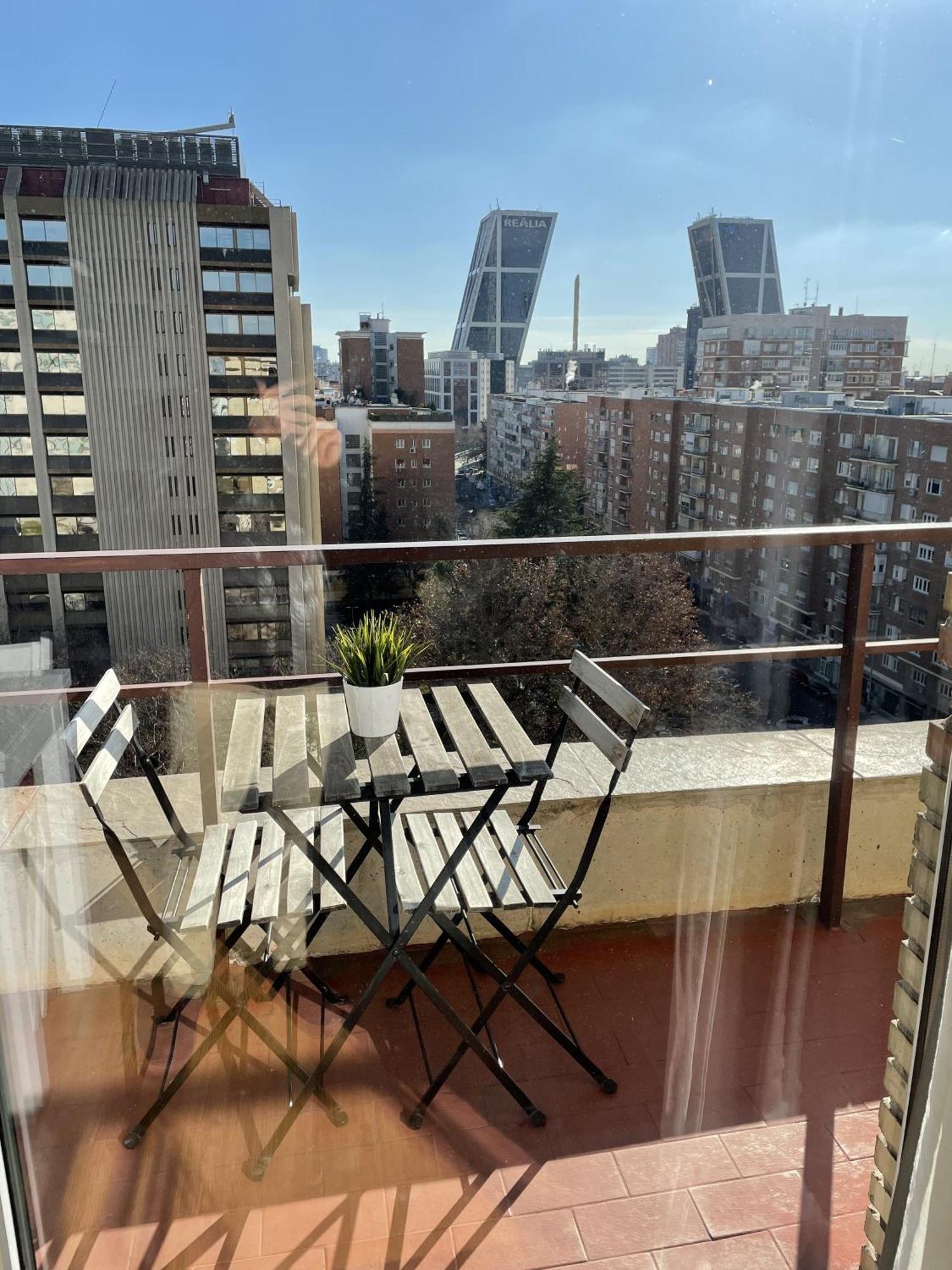 Apartamento Calle Mauricio Legendre Madrid Exterior photo